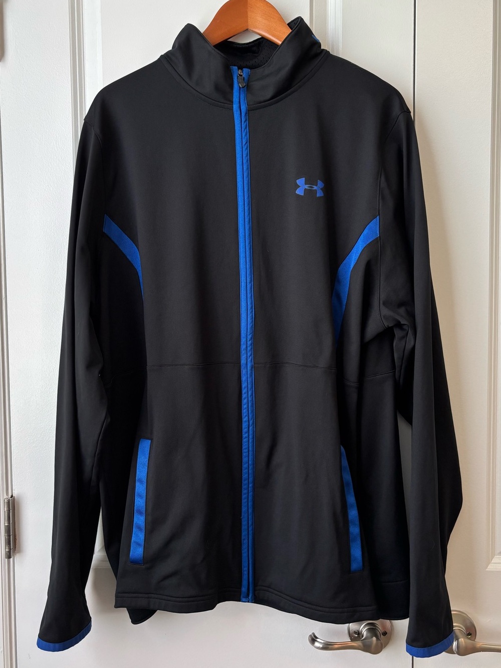 Under Armour Coldgear Loose fit Lightweight Full Zip Jacket Black Blue Trim XL